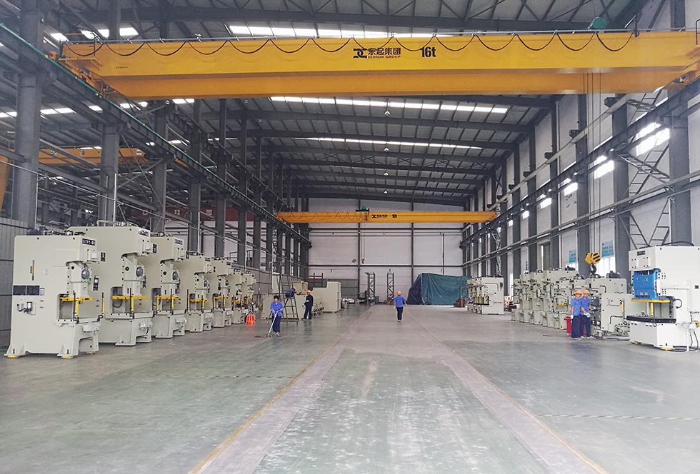 江蘇沖床廠(chǎng)家